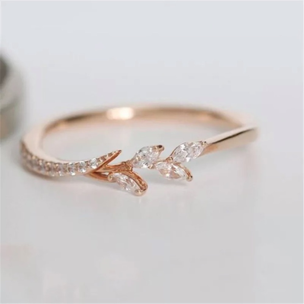 Rose Gold Plated Ring Leaf Bling
